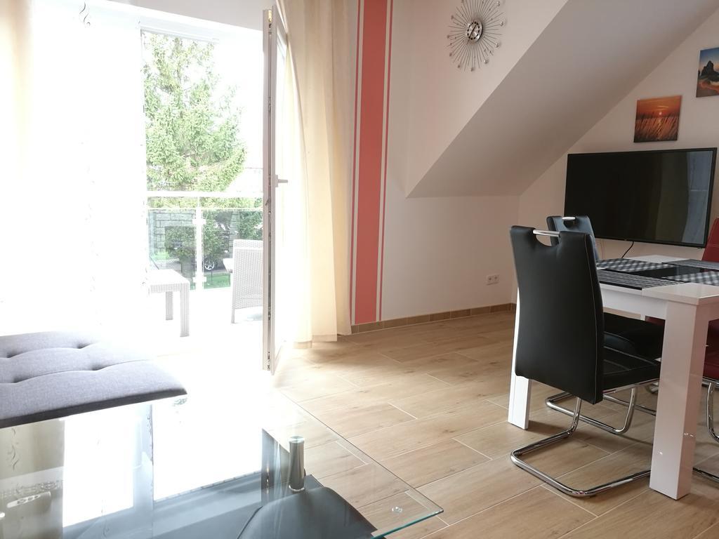Lucys Haus 1 "Am Peeneblick" Peenemunde Bagian luar foto